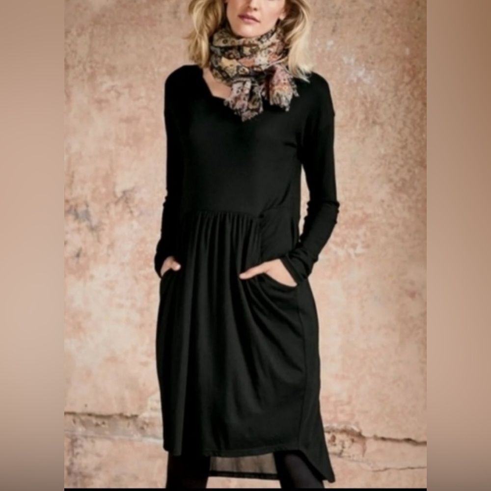Peruvian Connection black drape dress w/sheer back panel M
